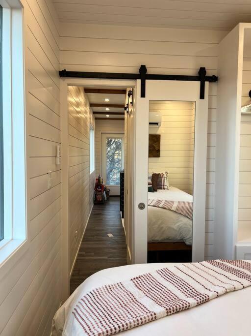 New The Flagship 2 Story Container Home Waco Exterior foto