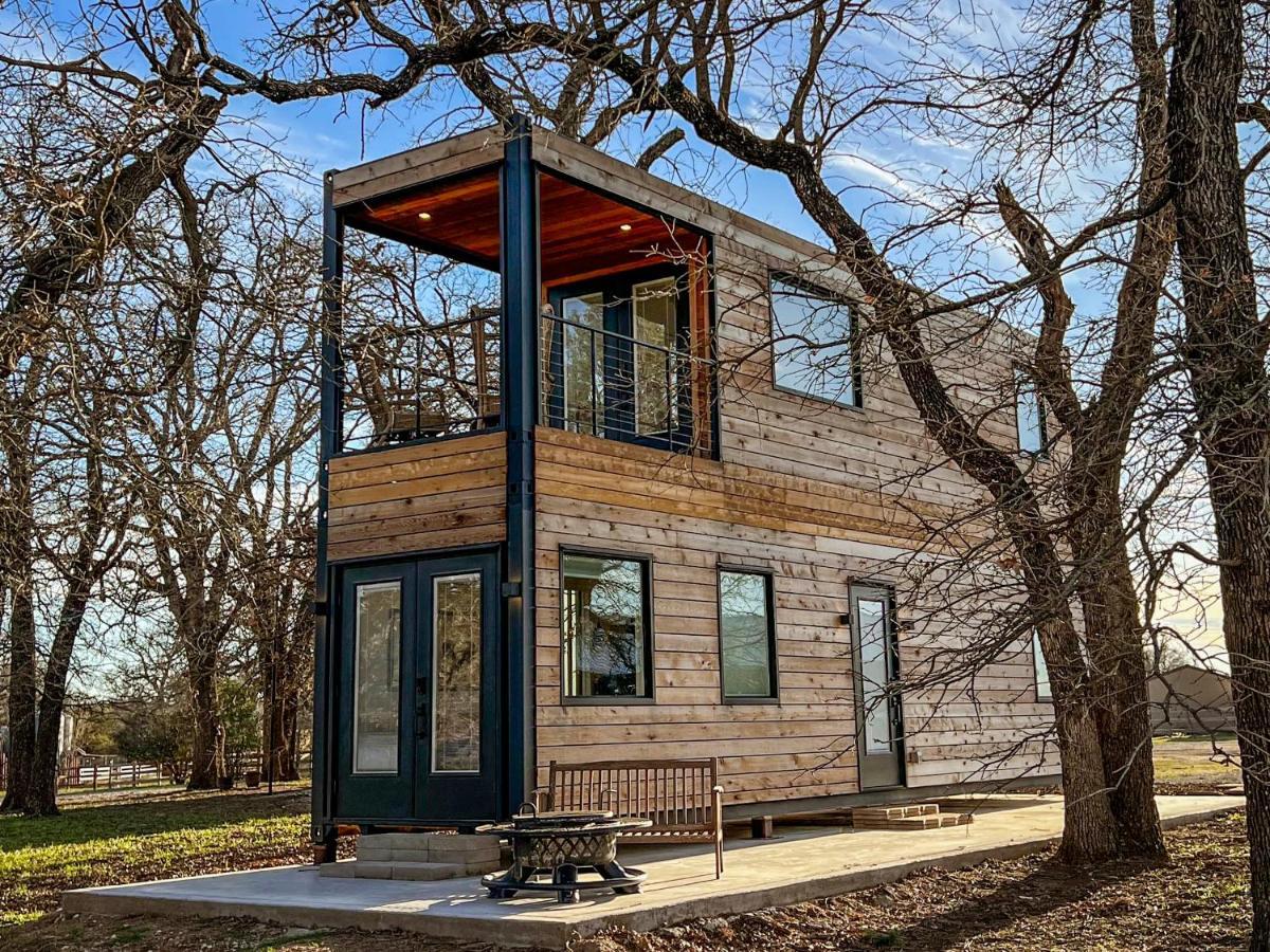 New The Flagship 2 Story Container Home Waco Exterior foto